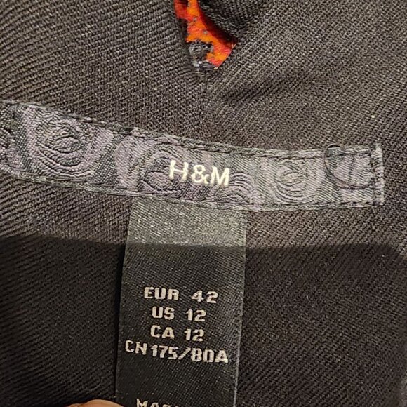 NEW High-Waisted Black Button-Front Trousers By H&M Size 12 - Picture 5 of 15